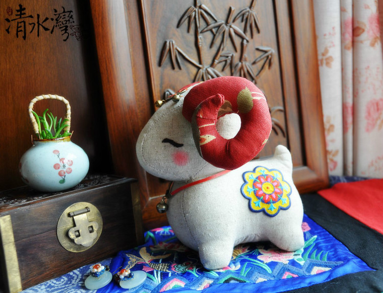 清水灣原創(chuàng)布藝手工玩偶羊年吉祥物——吉慶羊（18*18厘米） - 清水灣手工布藝 - 掬花在手,必有芬芳拂袖