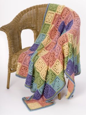 Free afghan pattern, just lovely. Thanks so for the share xox
