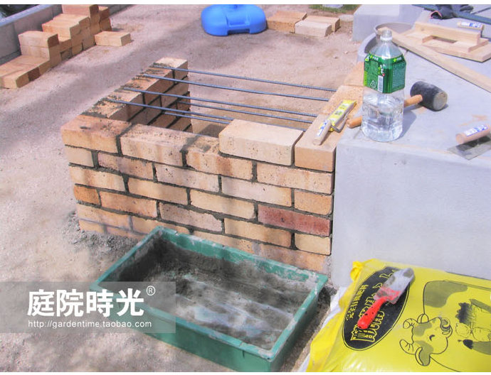[轉(zhuǎn)載]【庭院的元素】戶外燒烤爐的制作和款式