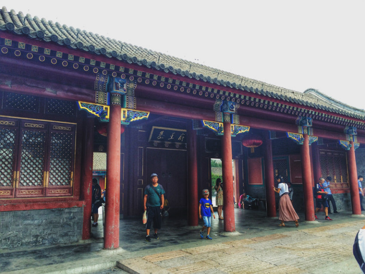 【走走聊聊拍拍】京城行游八天七夜DAY2——護(hù)國(guó)寺小吃、恭王府、國(guó)家博物館和天安門廣場(chǎng) - 手指也跳舞 - 跳舞姐姐的手工莊園