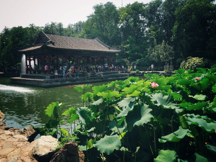 【走走聊聊拍拍】京城行游八天七夜DAY2——護(hù)國(guó)寺小吃、恭王府、國(guó)家博物館和天安門廣場(chǎng) - 手指也跳舞 - 跳舞姐姐的手工莊園