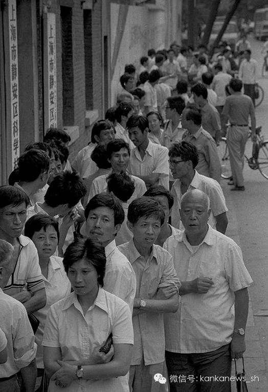 看懂上海:“解放號(hào)”地鐵上的風(fēng)景 - 美人遲暮 - 美人遲暮,知足爾樂(lè) 看懂上海:“解放號(hào)”地鐵上的風(fēng)景 - 美人遲暮 - 美人遲暮,知足爾樂(lè)