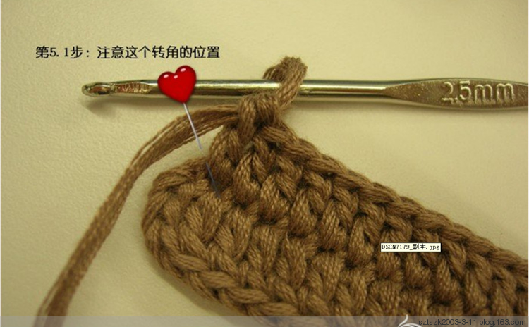 轉一雙不一樣鉤發(fā)的寶寶鞋教程  （可心編織） - 非?？尚?- 2395288659的博客