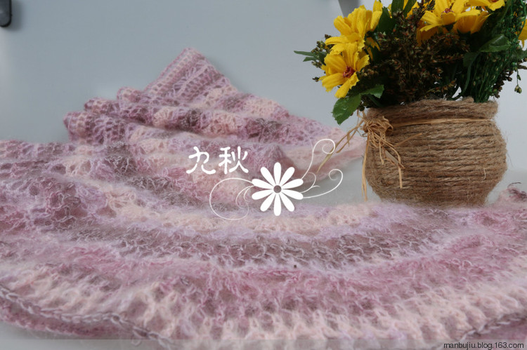 九秋作品——逸紅顏披肩 - manbujiu - 九秋——一個(gè)很胖很胖的老太