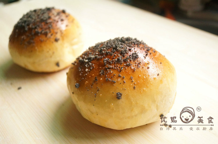 黑芝麻面包——超級好用的面團做法 - 優(yōu)媽美食 - 優(yōu)媽美食博客