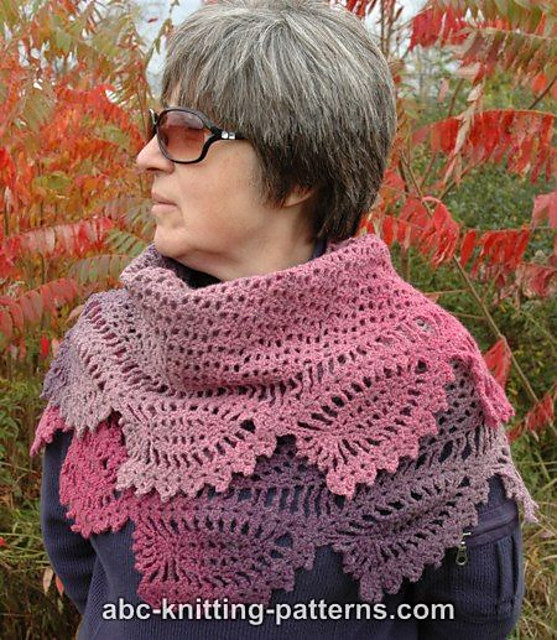 Tulip Reverie Shawl by Elaine Phillips - Daliute -