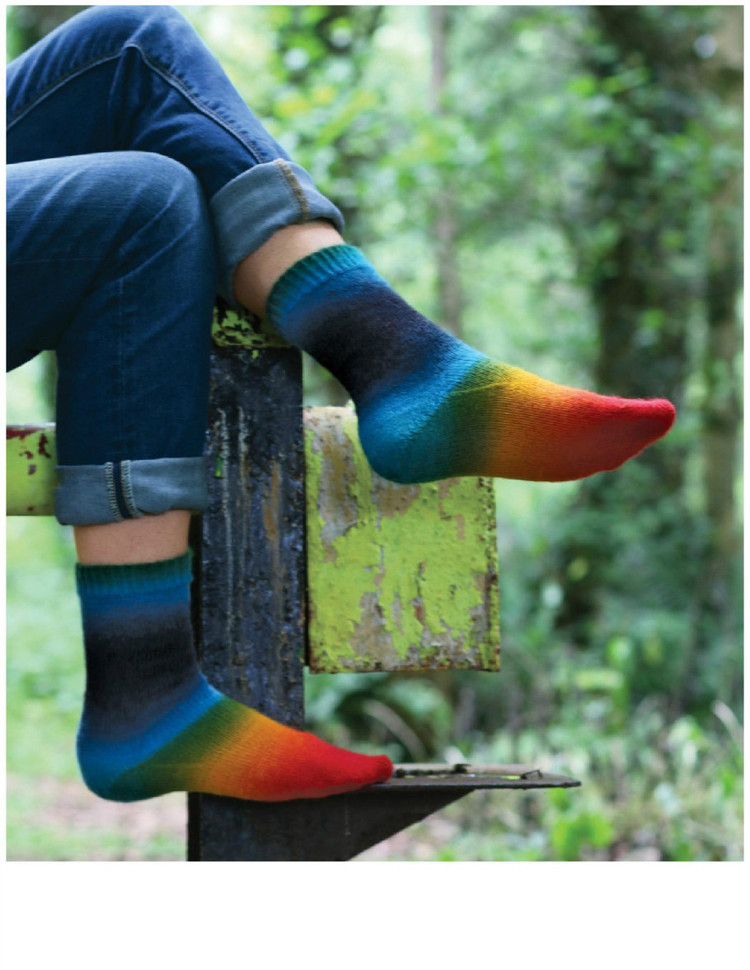 Short Row Knits: A Master Workshop with 20 Learn-as-You-Knit Projects 2015 - 輕描淡寫(xiě) - 輕描淡寫(xiě)