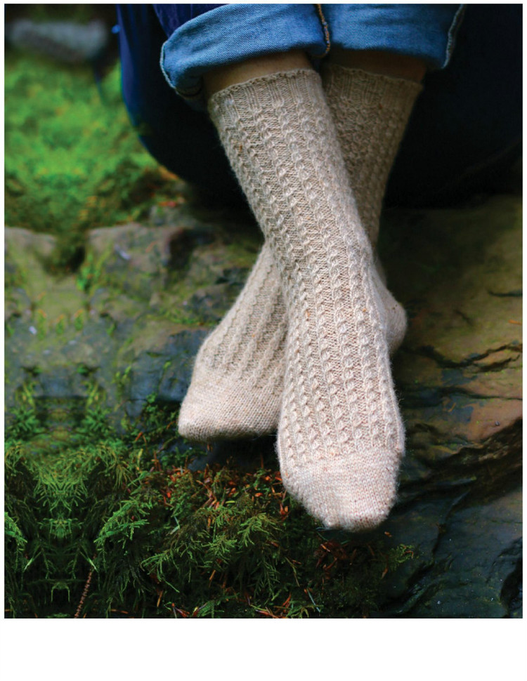 Short Row Knits: A Master Workshop with 20 Learn-as-You-Knit Projects 2015 - 輕描淡寫(xiě) - 輕描淡寫(xiě)
