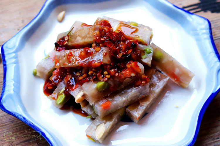 紅火年菜——五彩肉皮凍，醬料很關(guān)鍵 - 優(yōu)媽美食 - 優(yōu)媽美食博客