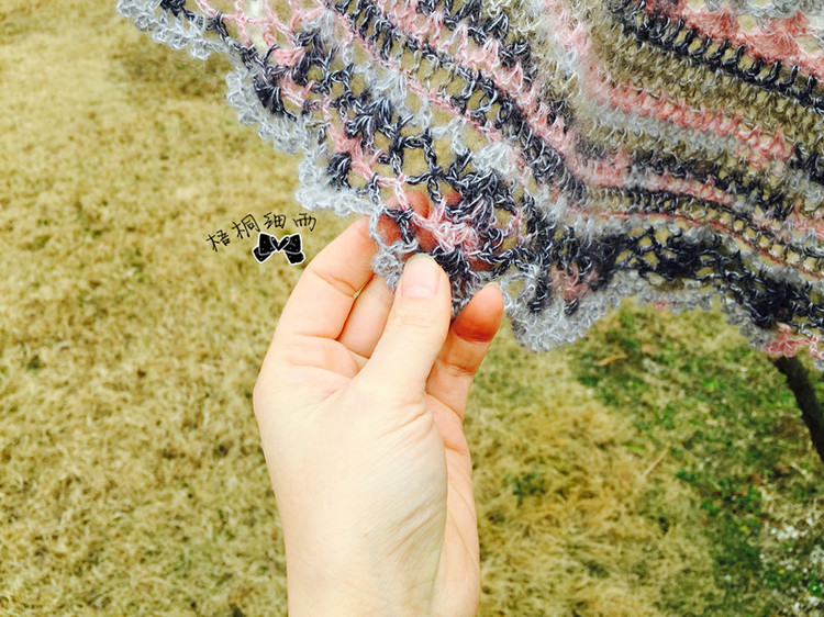 2017簡單實用鉤針披肩~~~向暖 - 梧桐細(xì)雨 - 梧桐細(xì)雨的編織博客