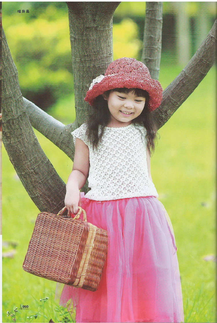Moms Hand knitting Little Princess Sweater  2015 - 輕描淡寫 - 輕描淡寫